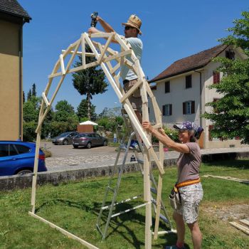 Foto des Gerippe der Löwenskulptur